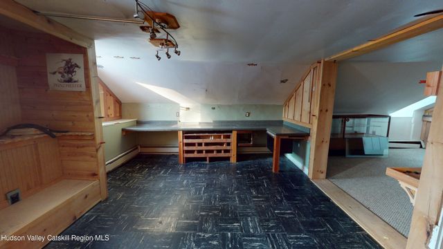 528 Schoharie Turnpike, Athens, NY 12015