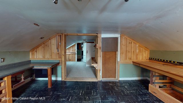 528 Schoharie Turnpike, Athens, NY 12015