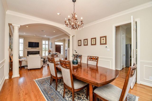 1718 Nantucket Drive C, Houston, TX 77057