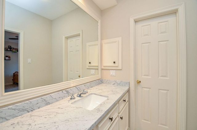 1718 Nantucket Drive C, Houston, TX 77057