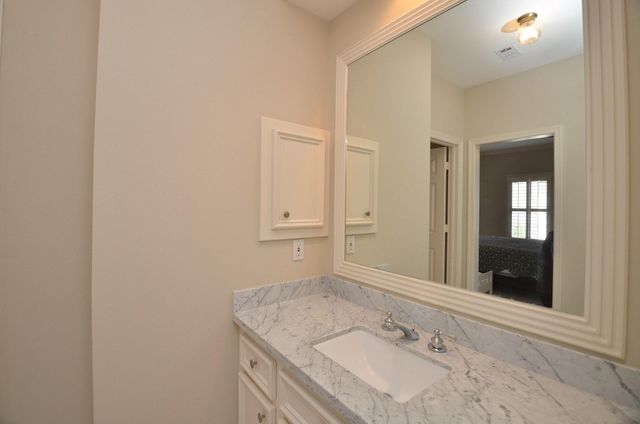 1718 Nantucket Drive C, Houston, TX 77057