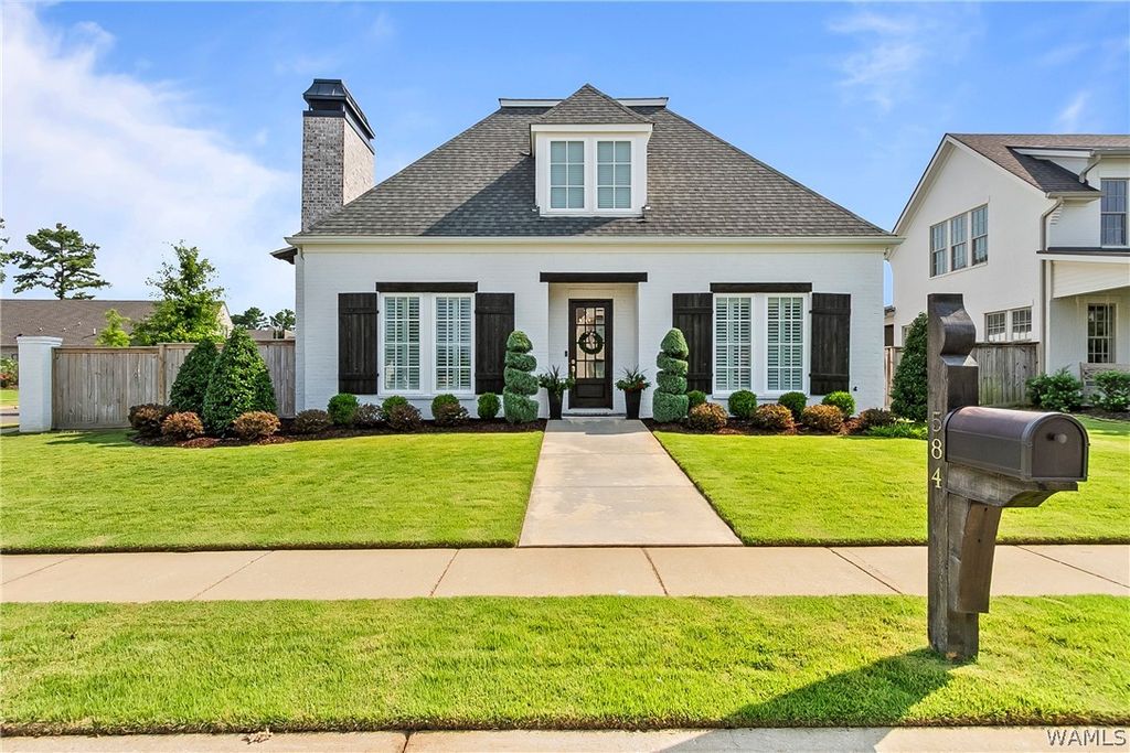 584 Lansdowne Ln, Tuscaloosa, AL 35406