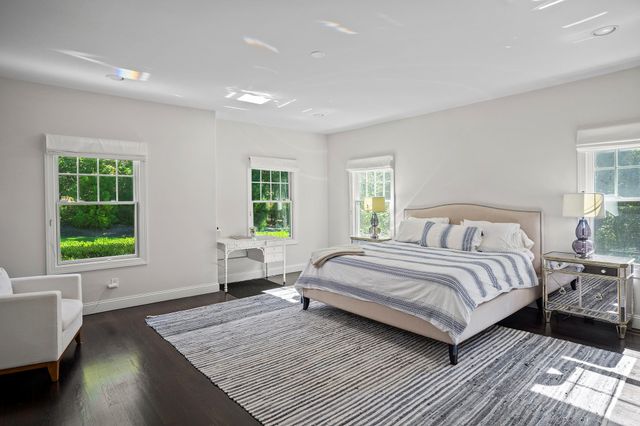 6 Ocean View Parkway, Southampton, NY 11968