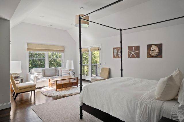 6 Ocean View Parkway, Southampton, NY 11968