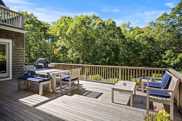 6 Ocean View Parkway, Southampton, NY 11968