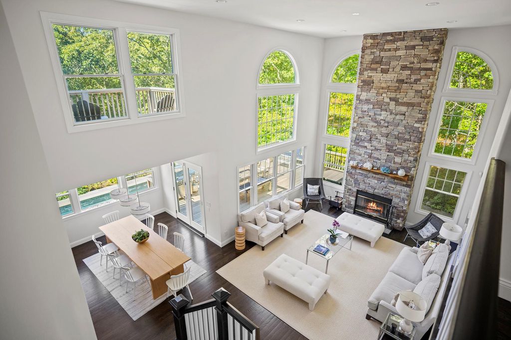 6 Ocean View Parkway, Southampton, NY 11968