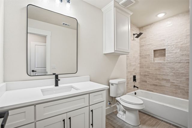 2315 Colony Court, Dallas, TX 75235