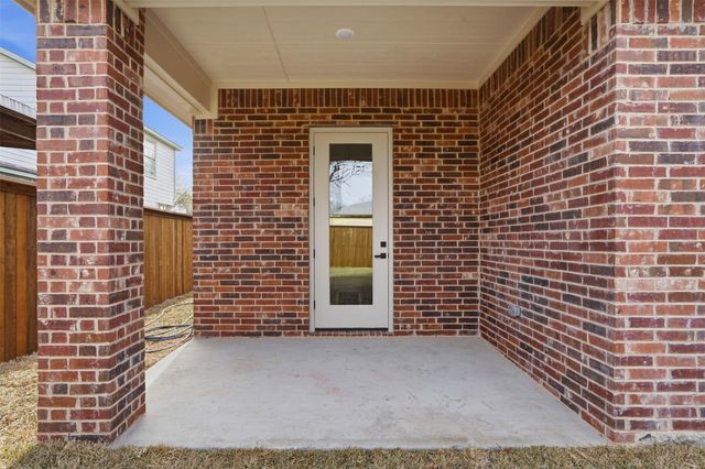 2315 Colony Court, Dallas, TX 75235