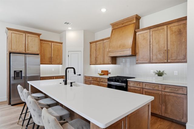 2315 Colony Court, Dallas, TX 75235