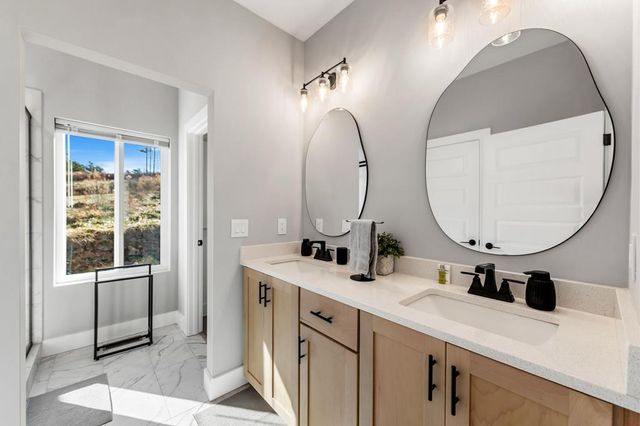 1958 Twisted Oak Road, Talking Rock, GA 30175