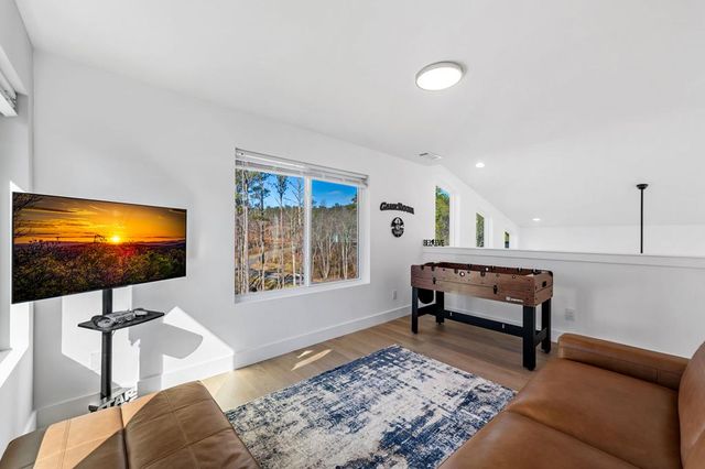 1958 Twisted Oak Road, Talking Rock, GA 30175