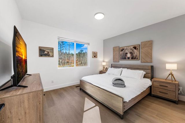 1958 Twisted Oak Road, Talking Rock, GA 30175