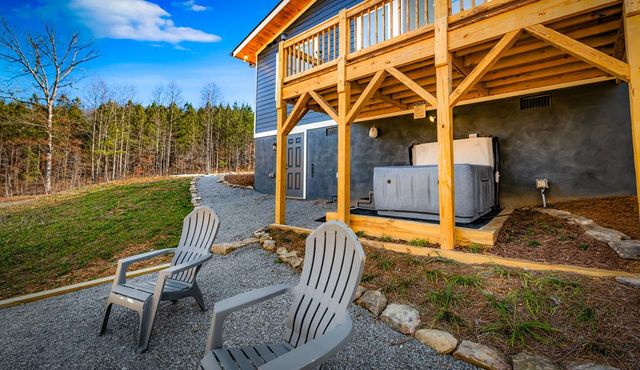 1958 Twisted Oak Road, Talking Rock, GA 30175