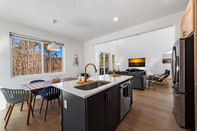 1958 Twisted Oak Road, Talking Rock, GA 30175