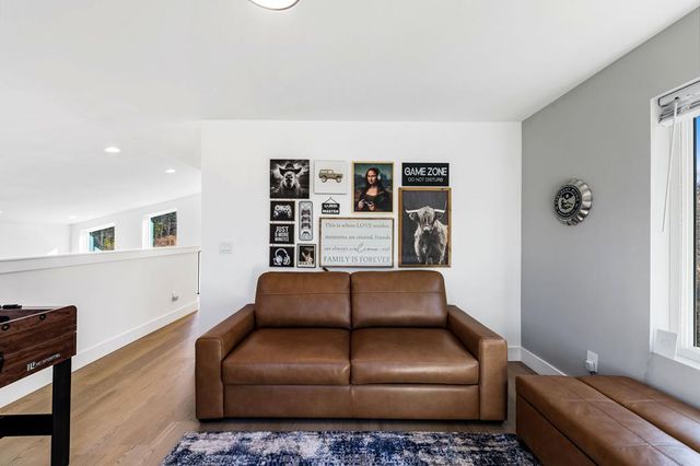 1958 Twisted Oak Road, Talking Rock, GA 30175