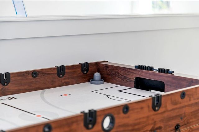 1958 Twisted Oak Road, Talking Rock, GA 30175