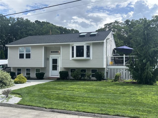 23 Granite Street, Johnston, RI 02919