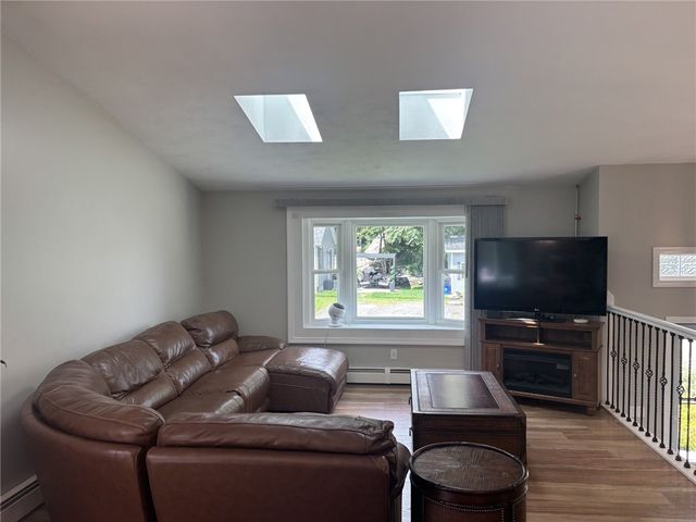 23 Granite Street, Johnston, RI 02919