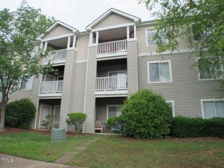 1401 Collegiate Circle 104, Raleigh, NC 27606