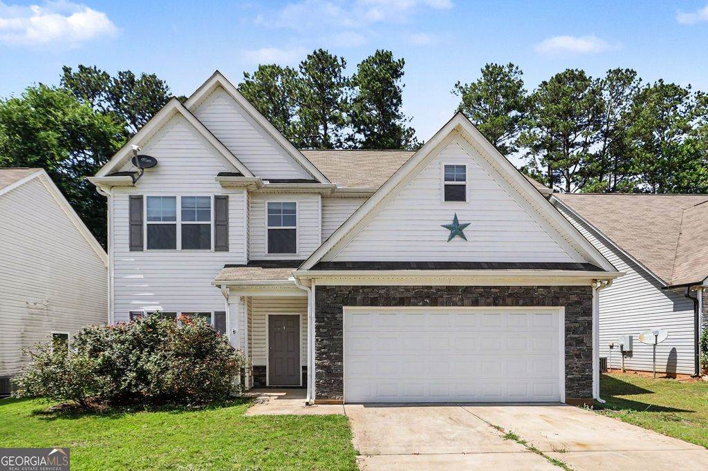 29 Hill Top Circle, Grantville, GA 30220