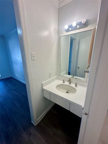 928 S Weatherred Drive, Richardson, TX 75080