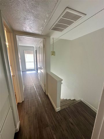 928 S Weatherred Drive, Richardson, TX 75080