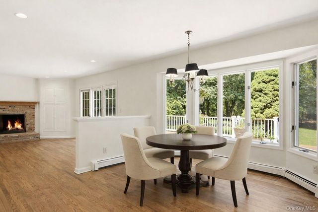 16 Old Field Lane, Mount Sinai, NY 11766