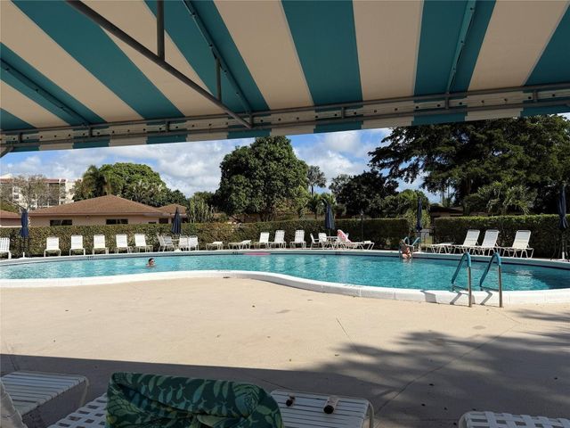 14671 Bonaire Boulevard 604, Delray Beach, FL 33446