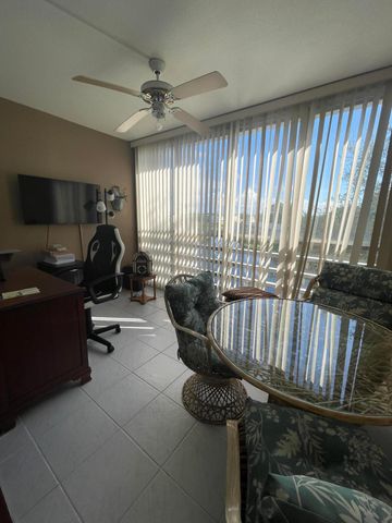 427 Grantham B, Deerfield Beach, FL 33442