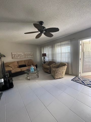 427 Grantham B, Deerfield Beach, FL 33442