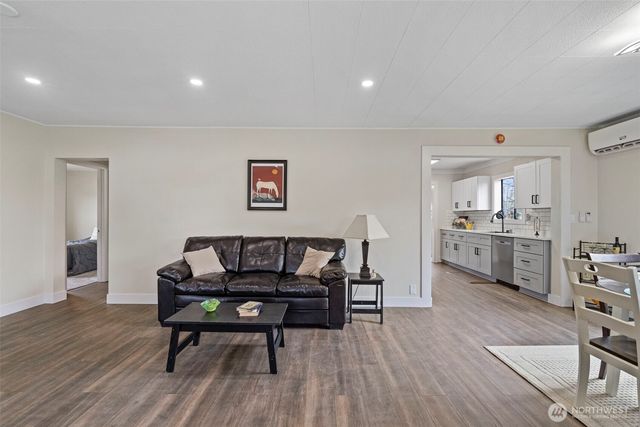 804 S Gold Street, Centralia, WA 98531