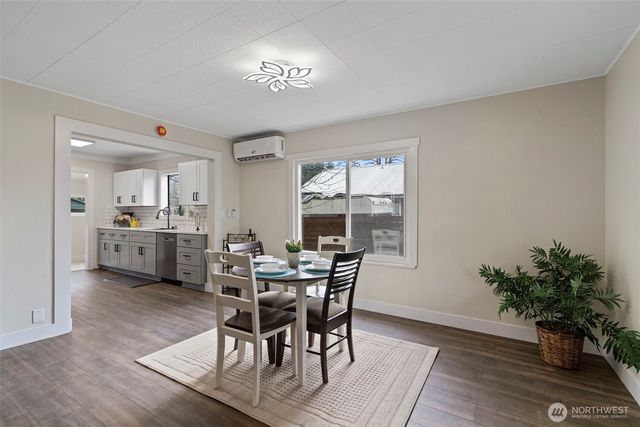 804 S Gold Street, Centralia, WA 98531