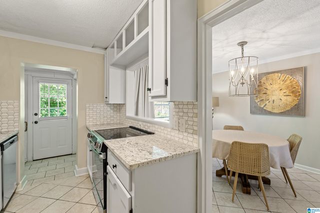 1700 Valley Ave Apt D, Homewood, AL 35209