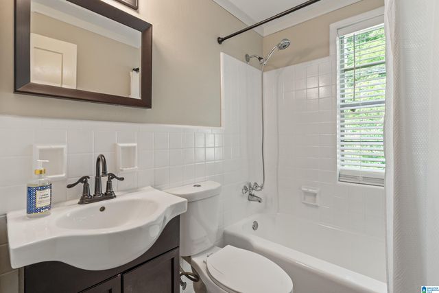 1700 Valley Ave Apt D, Homewood, AL 35209