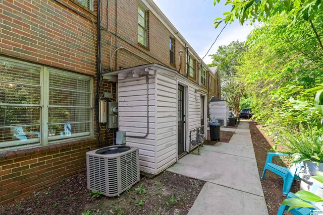 1700 Valley Ave Apt D, Homewood, AL 35209