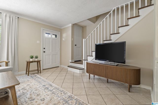 1700 Valley Ave Apt D, Homewood, AL 35209