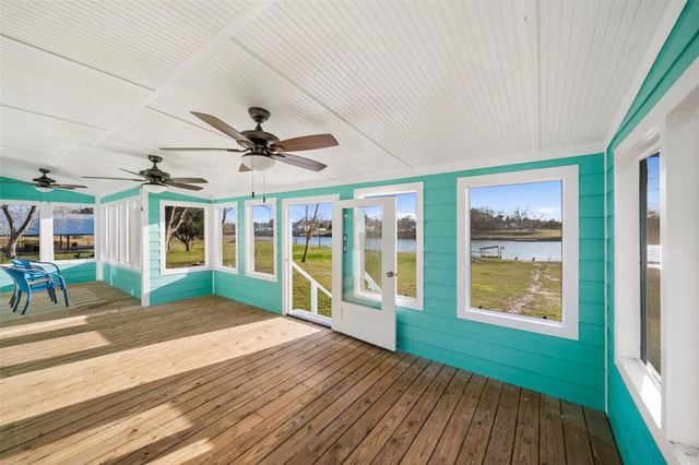 414 County Road 243, Bay City, TX 77414