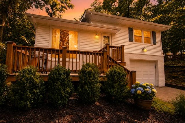 2007 Claremont Drive, Michigan City, IN 46360