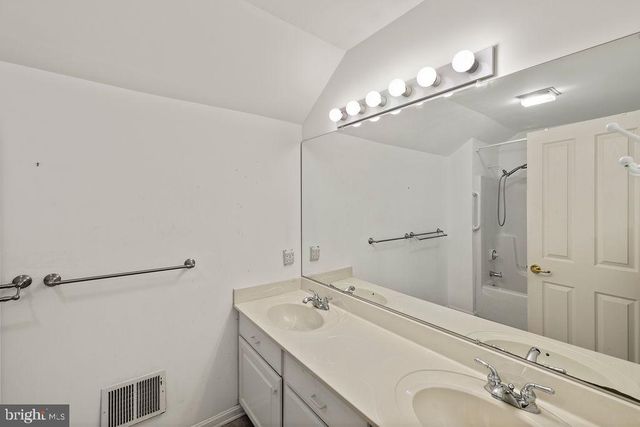 95 ROUND TOP LN, Gettysburg, PA 17325