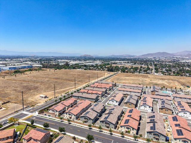 7419 Olive Grove Street, Riverside, CA 92507
