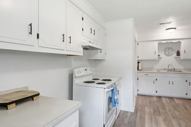 1002 Poplar, Walterboro, SC 29488