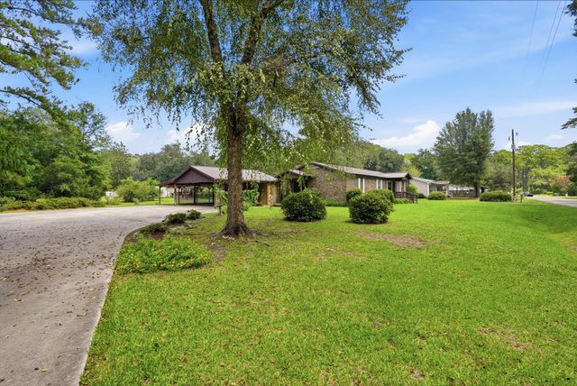 1002 Poplar, Walterboro, SC 29488