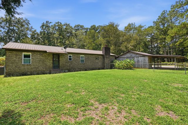 1002 Poplar, Walterboro, SC 29488