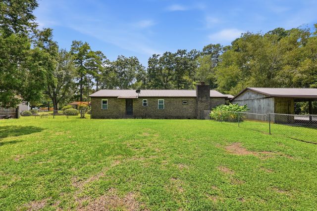 1002 Poplar, Walterboro, SC 29488