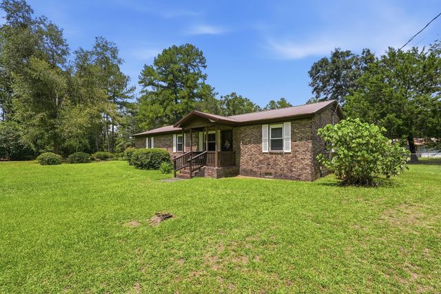 1002 Poplar, Walterboro, SC 29488