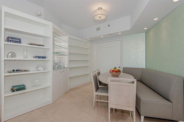 1000 S Pointe Drive 905, Miami Beach, FL 33139