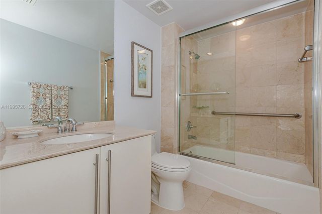 1000 S Pointe Drive 905, Miami Beach, FL 33139