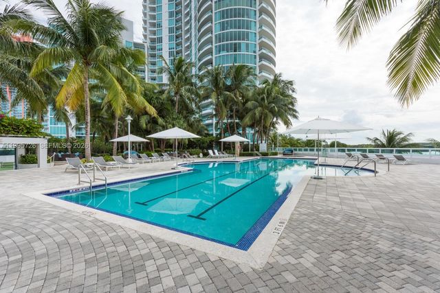 1000 S Pointe Drive 905, Miami Beach, FL 33139