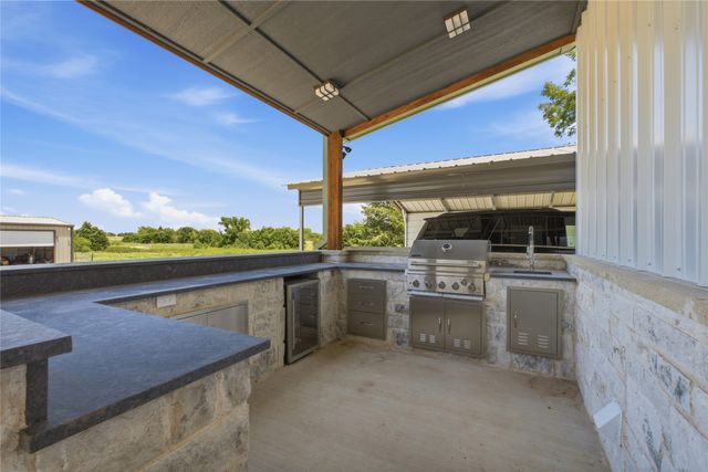 468 County Road 4196, Decatur, TX 76234