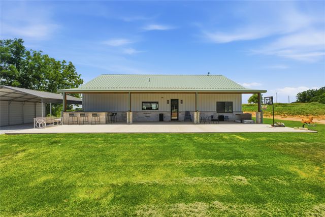 468 County Road 4196, Decatur, TX 76234